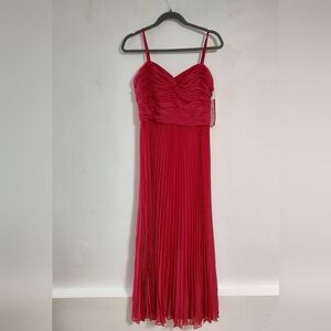 Aqua Formal Bloomingdales NEW Women's Red Pleated Formal Event Gown Size 8